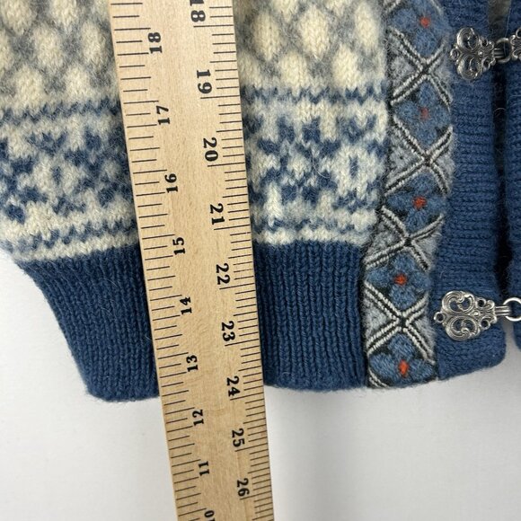 Vintage Dale Of Norway Fair Isle Wool Cardigan  Women Small/XS Blue Nordic Clasp - Picture 6 of 16